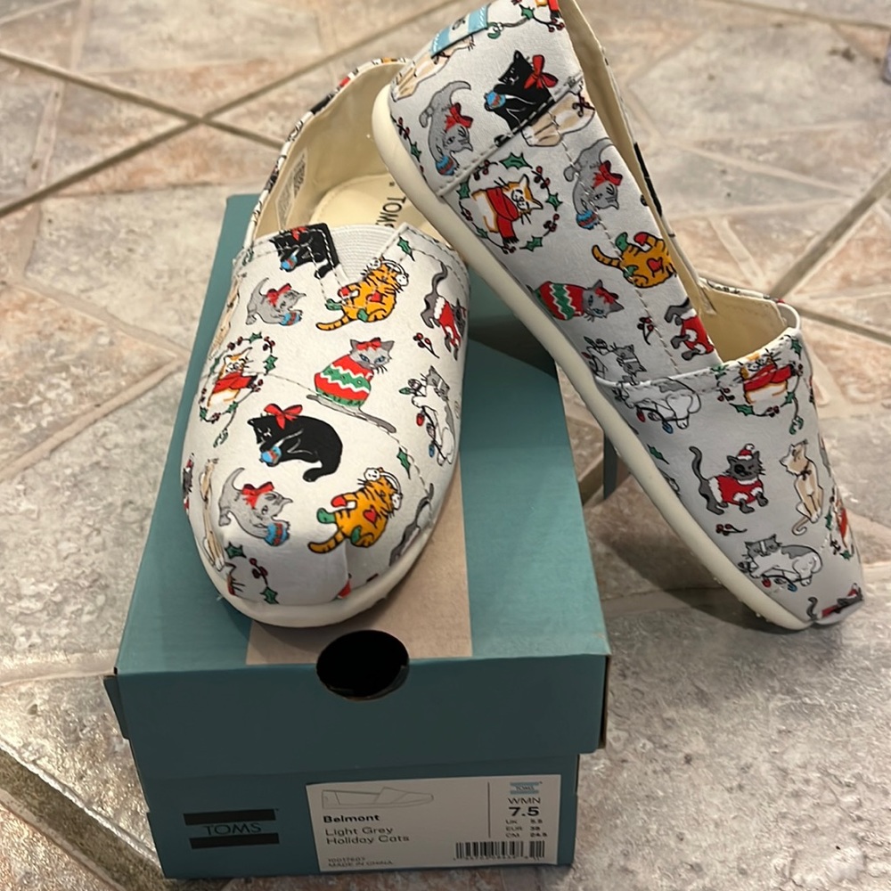 Toms Belmont Christmas Cat Slip Ons